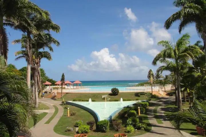 Karibeko : Exceptionnel & Rare : Plage , Piscine, Wifi Prive Сен Франсоа Екстериор снимка