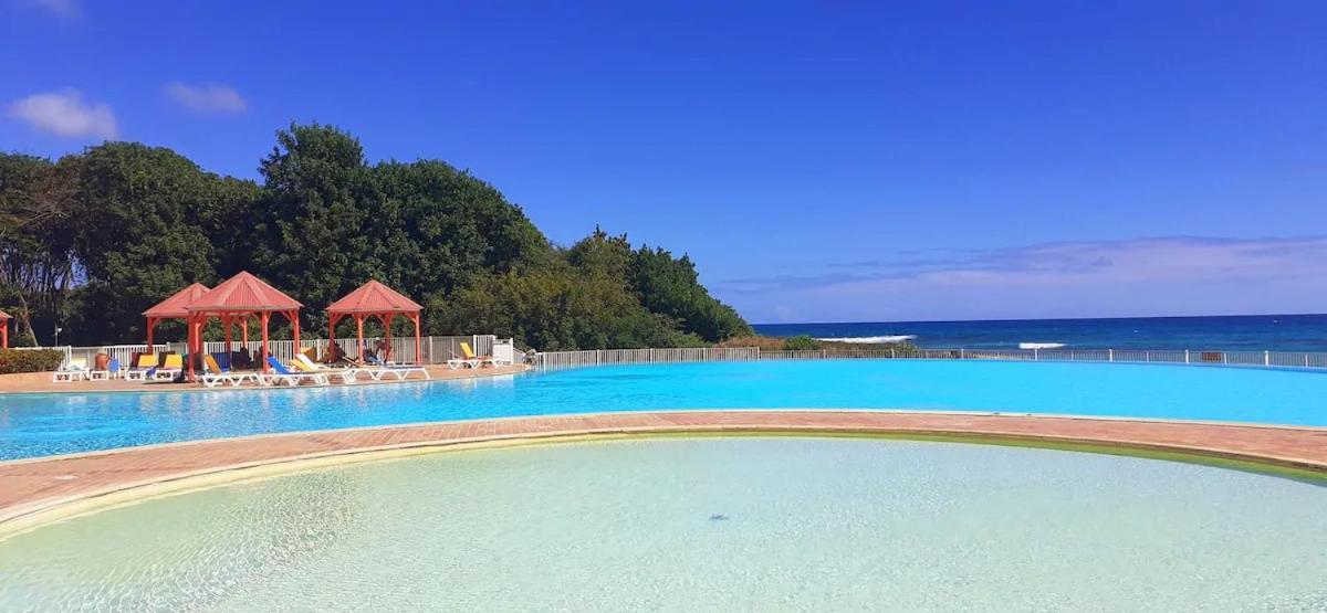 Karibeko : Exceptionnel & Rare : Plage , Piscine, Wifi Prive Сен Франсоа Екстериор снимка